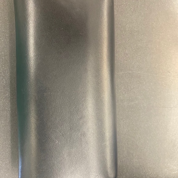 Authentic Chloé Long Wallet - Picture 4 of 11